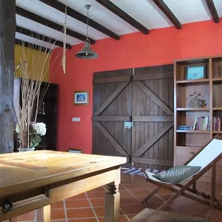 Guestready - Casa Do Bisbis Hotel 3*